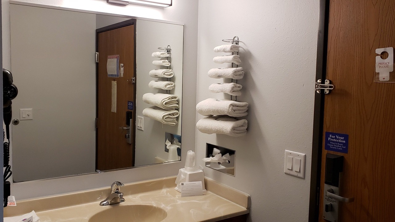 Photo of Bathroom in Kewanee