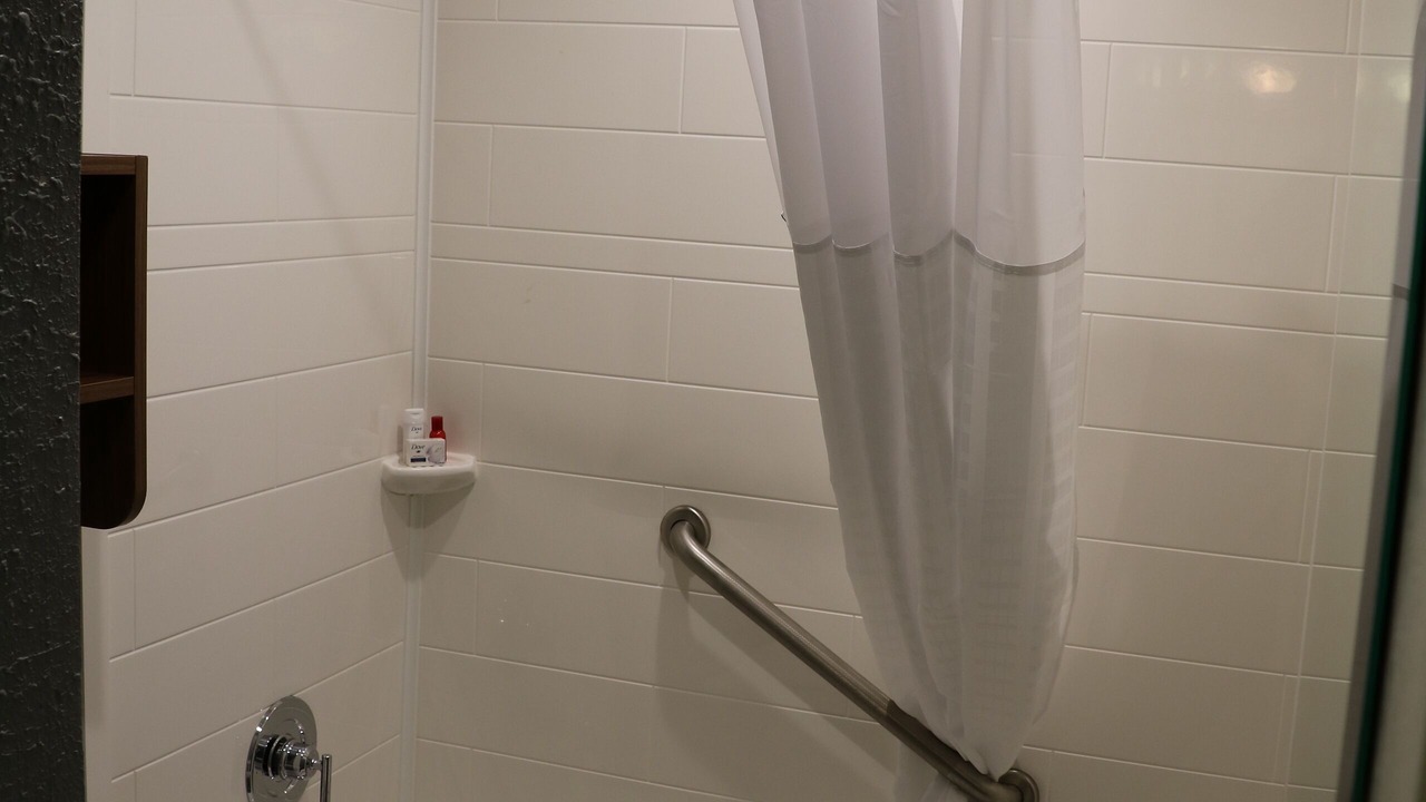 Photo of Bathroom in Gurnee