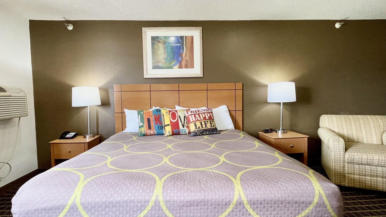Photo of Bedroom in Quincy