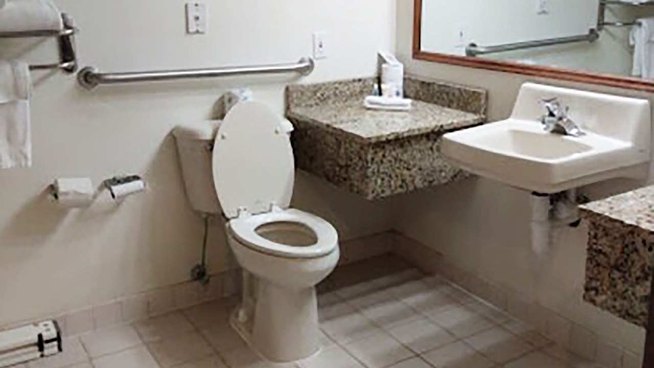 Photo of Bathroom in Morton