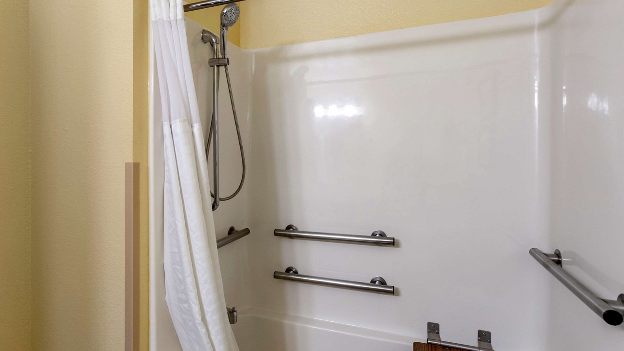Photo of Bathroom in North Aurora