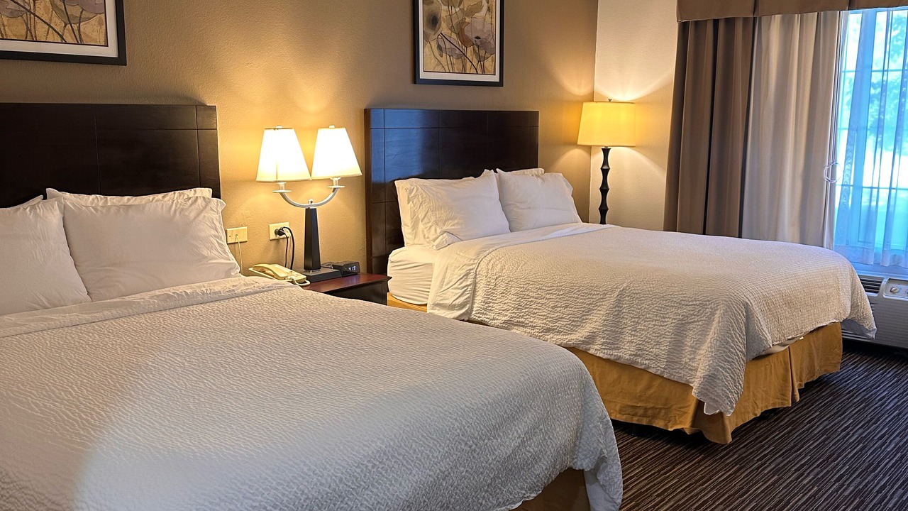 Photo of Bedroom in Riverwoods