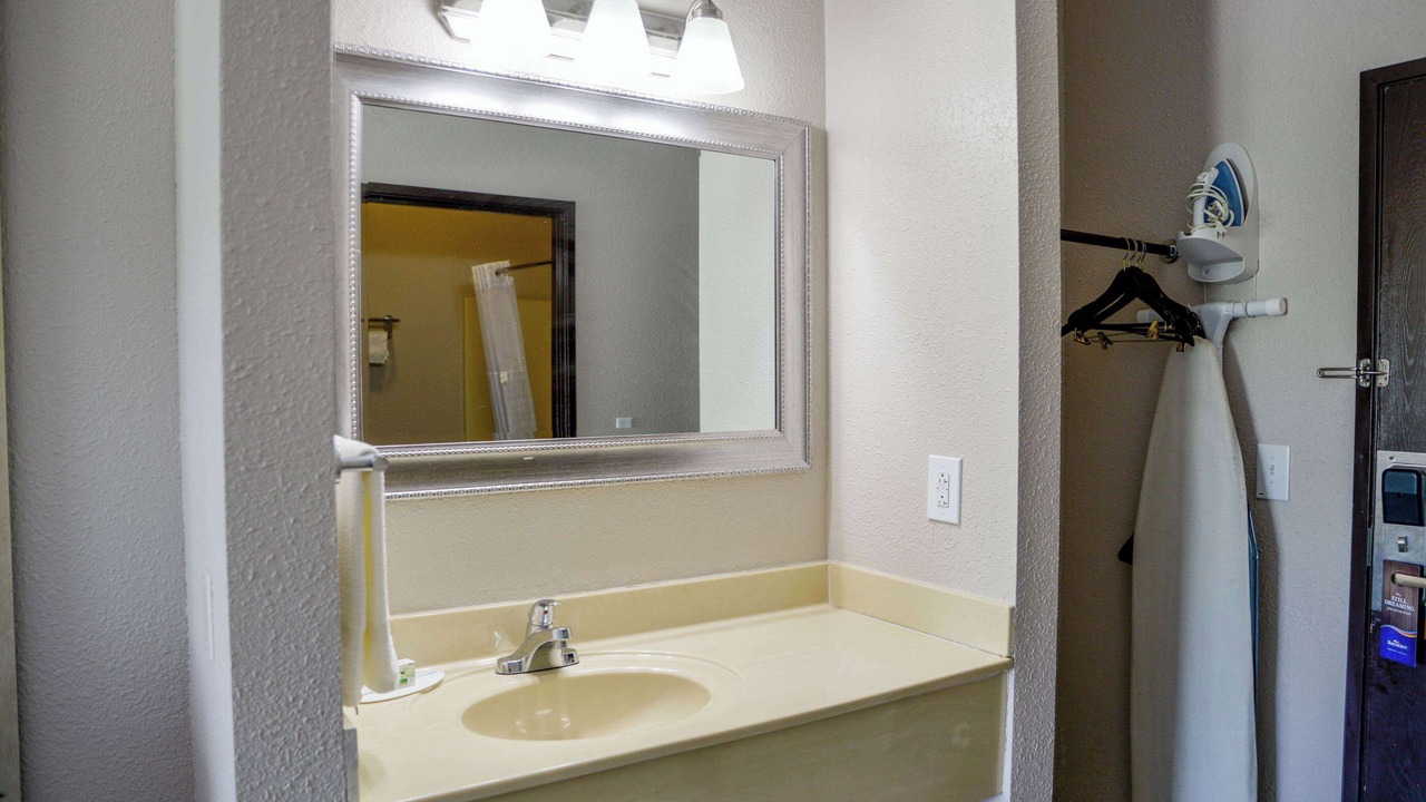 Photo of Bedroom in O'Fallon
