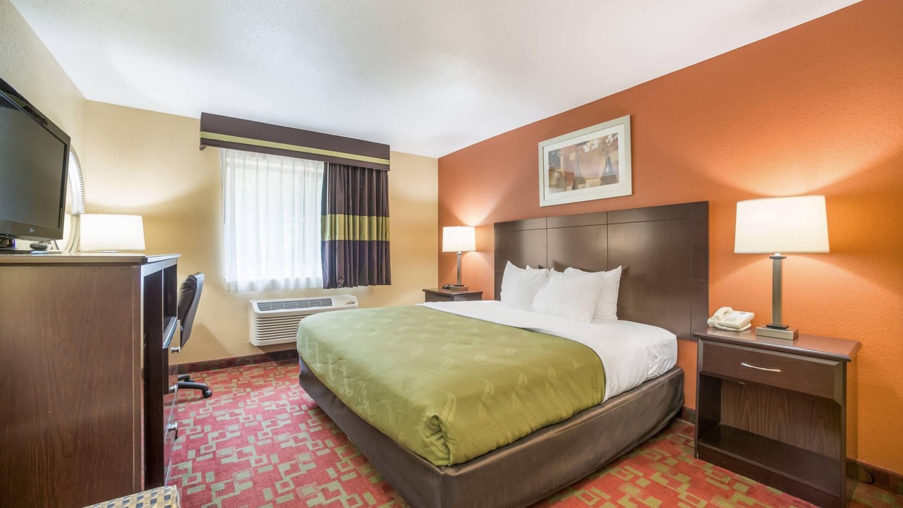Photo of Bedroom in O'Fallon