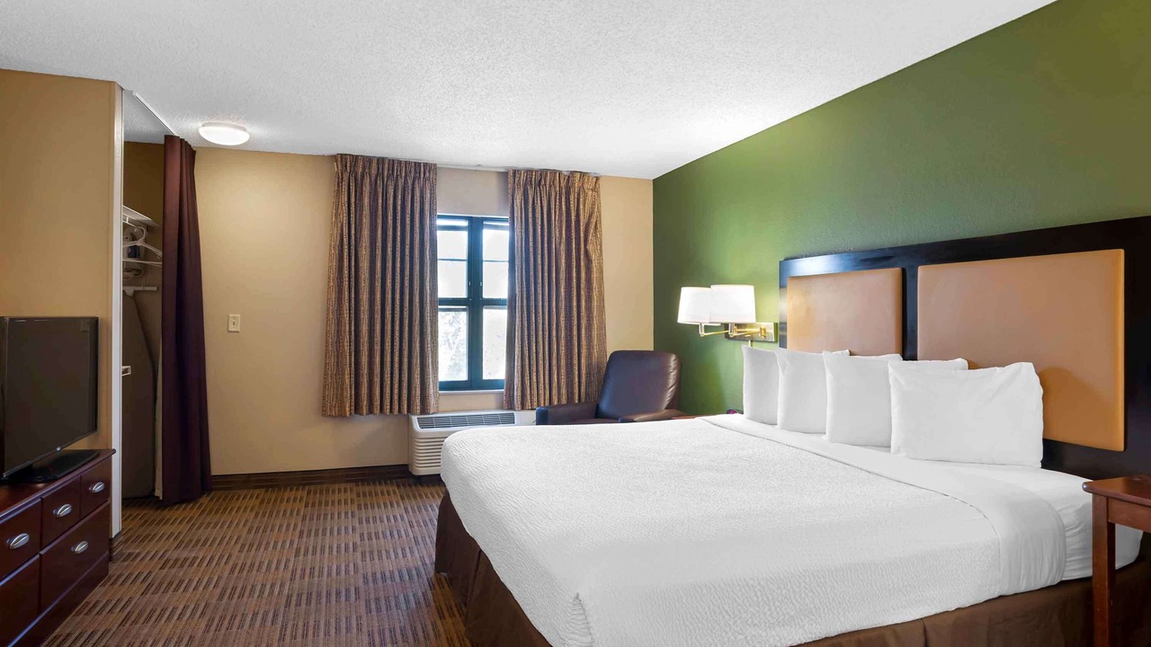 Photo of Bedroom in Skokie
