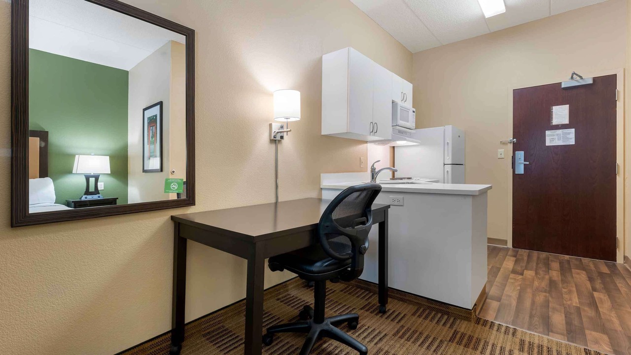 Photo of Bedroom in Skokie