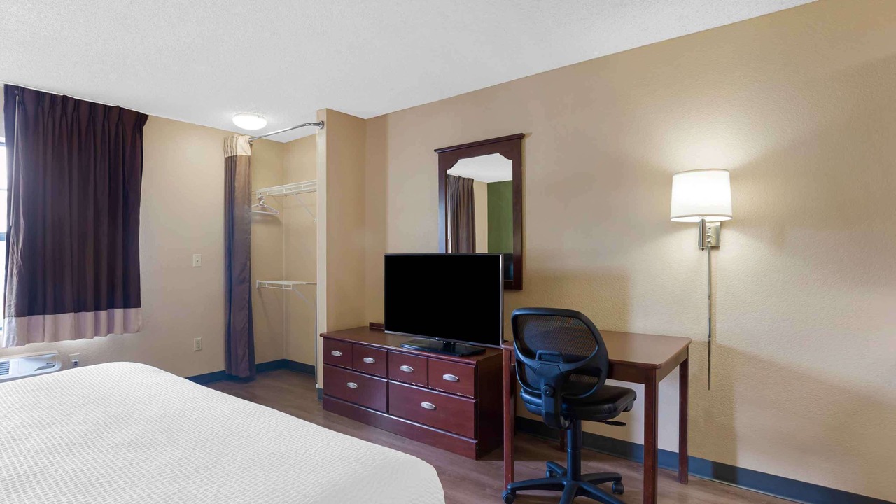 Photo of Bedroom in Skokie