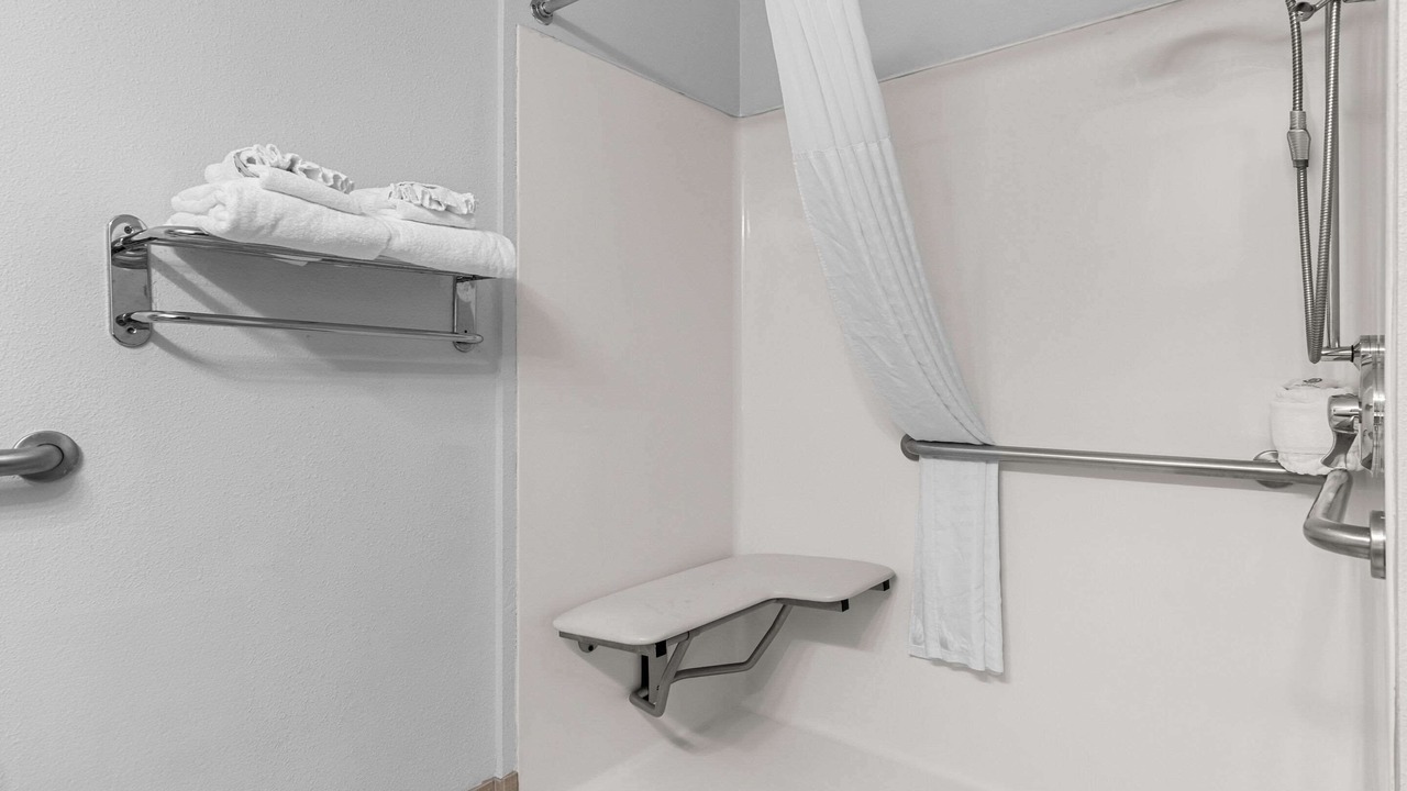 Photo of Bedroom in Tinley Park