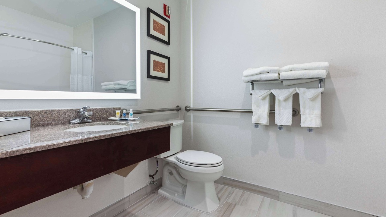 Photo of Bedroom in Lombard