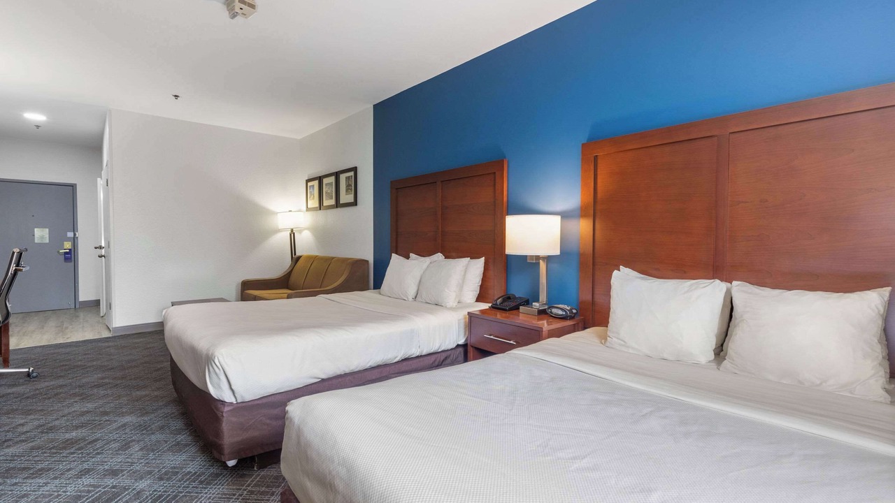 Photo of Bedroom in Lombard