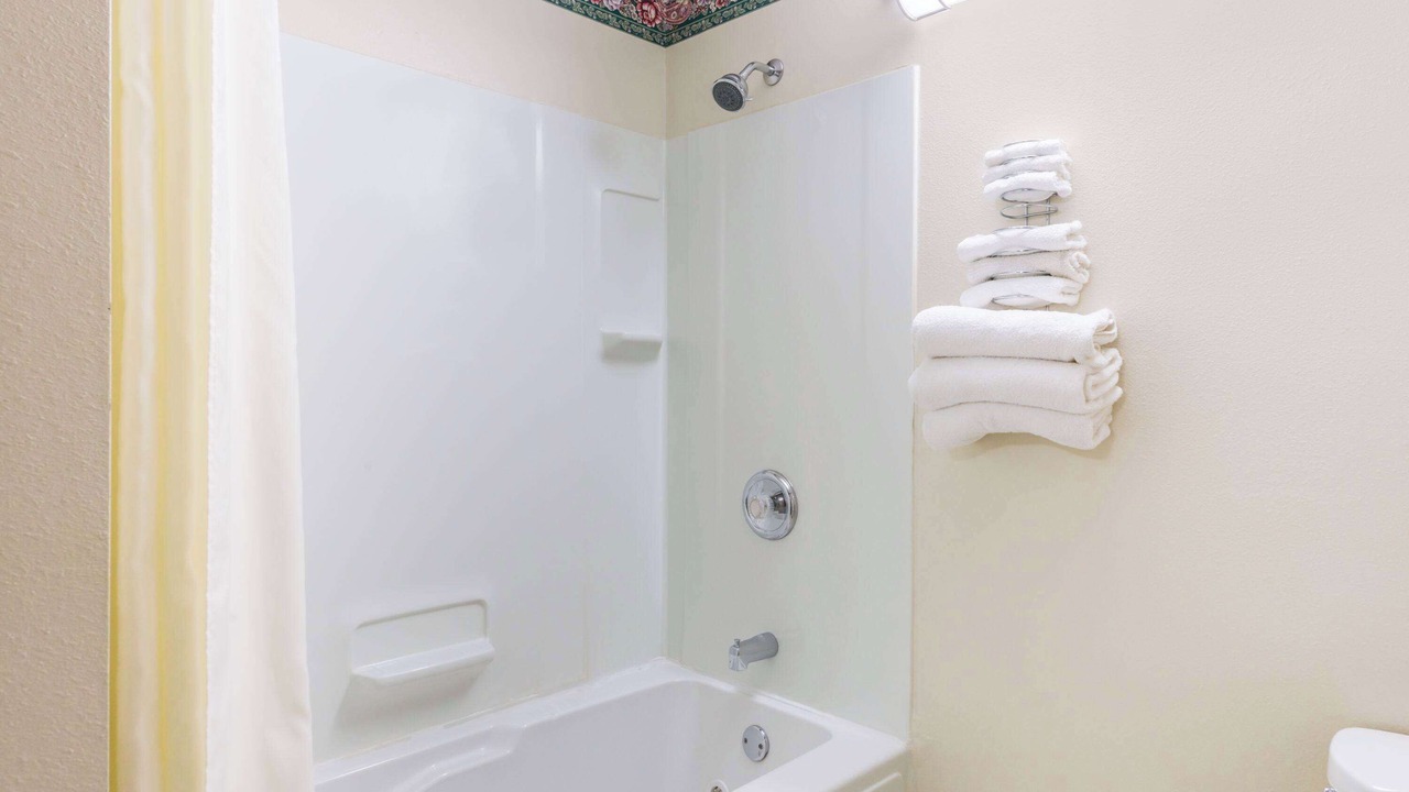 Photo of Bedroom in Jerseyville