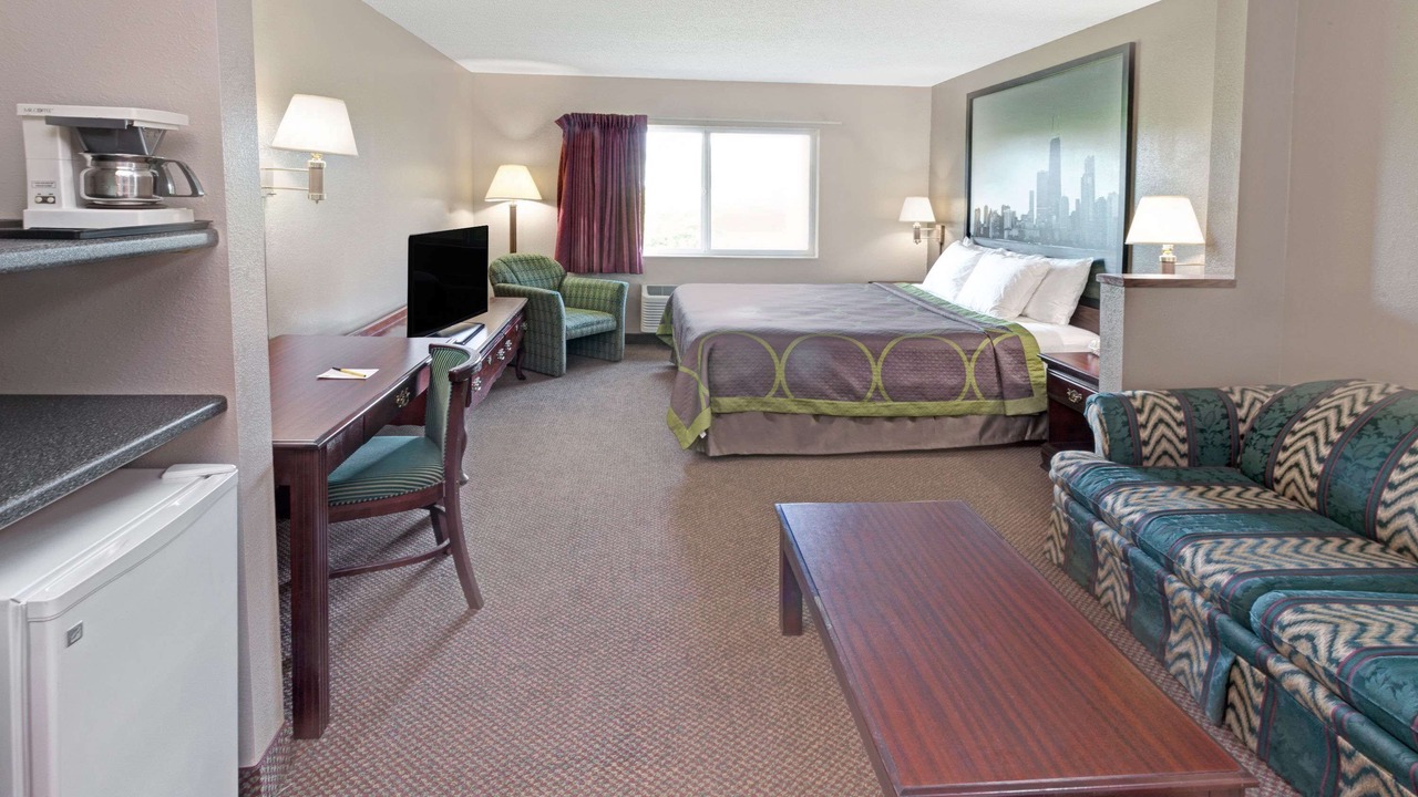 Photo of Bedroom in Elk Grove Village