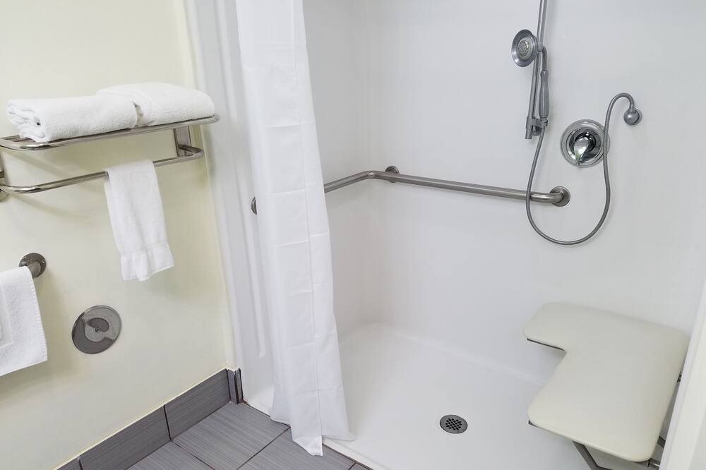 Photo of Bathroom in Troy