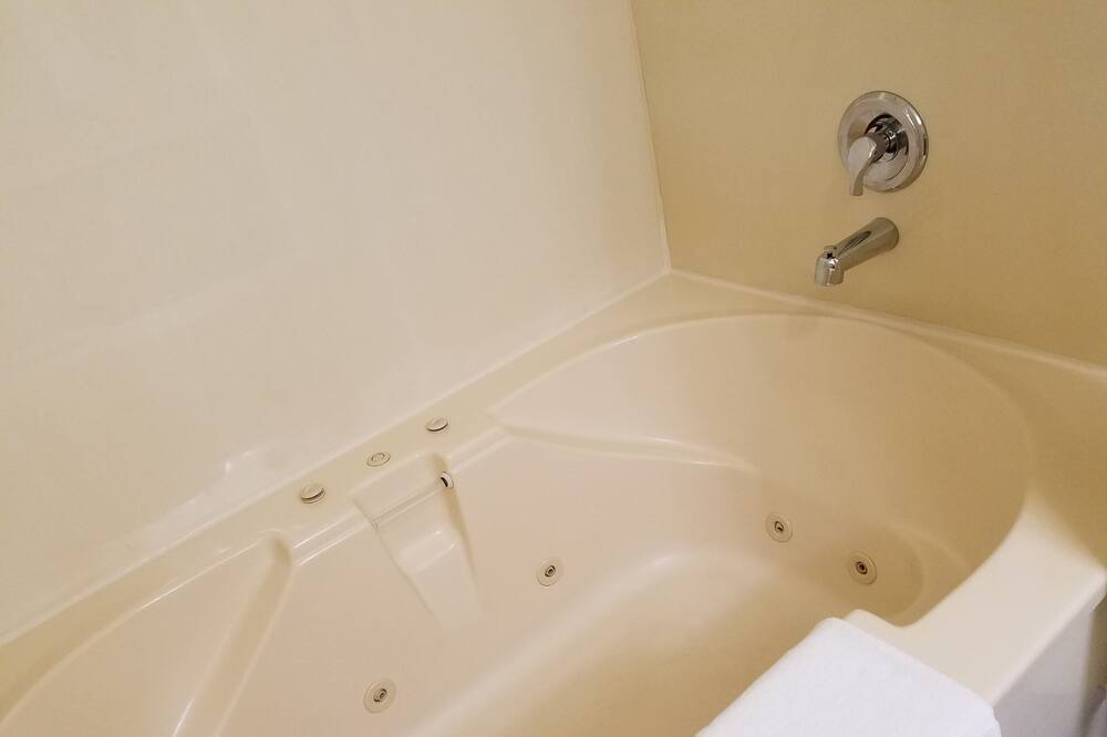Photo of Bathroom in Troy