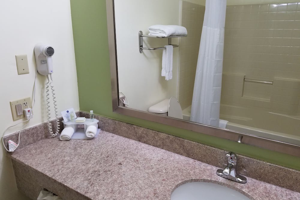 Photo of Bathroom in Troy