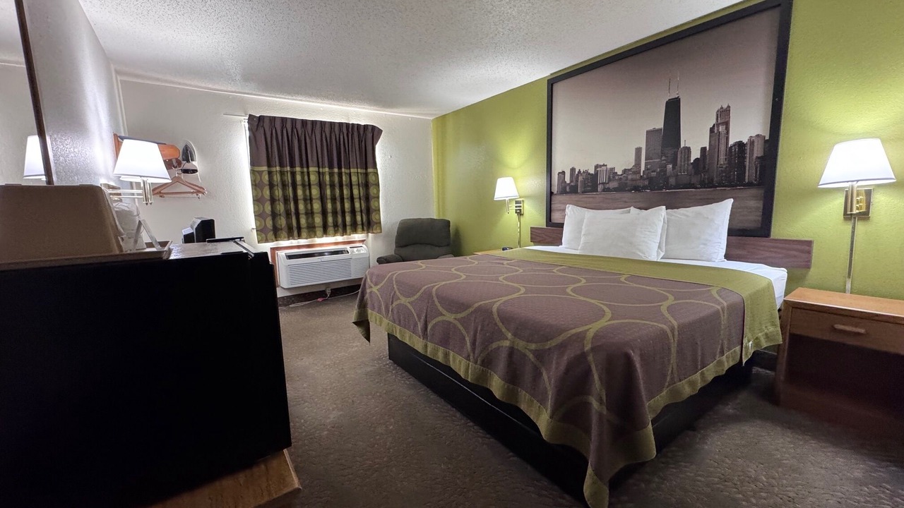 Photo of Bedroom in Mokena