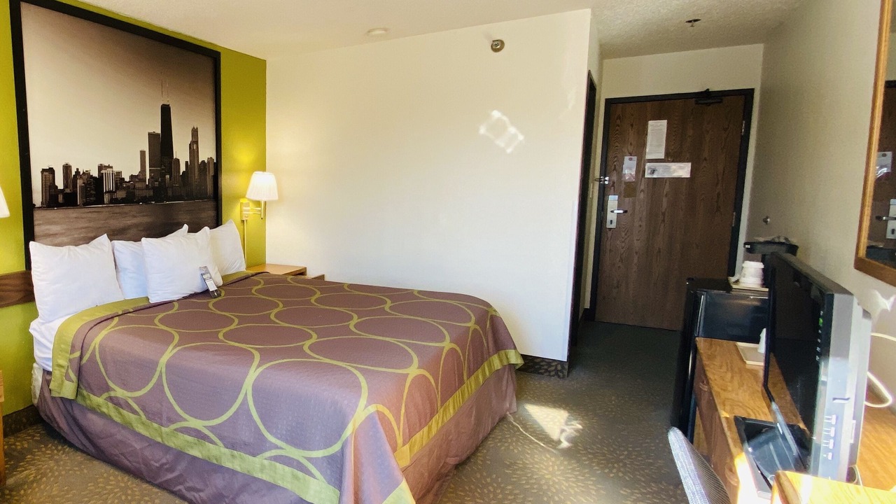 Photo of Bedroom in Mokena