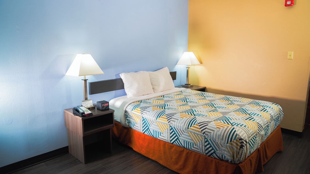 Photo of Bedroom in Litchfield