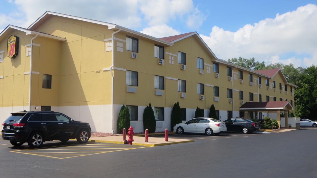 Photo of Outdoor in Mundelein