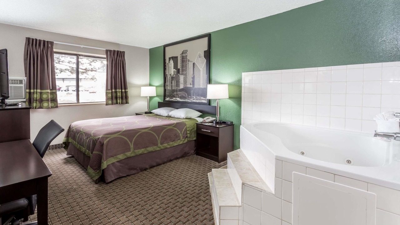 Photo of Bedroom in Mundelein