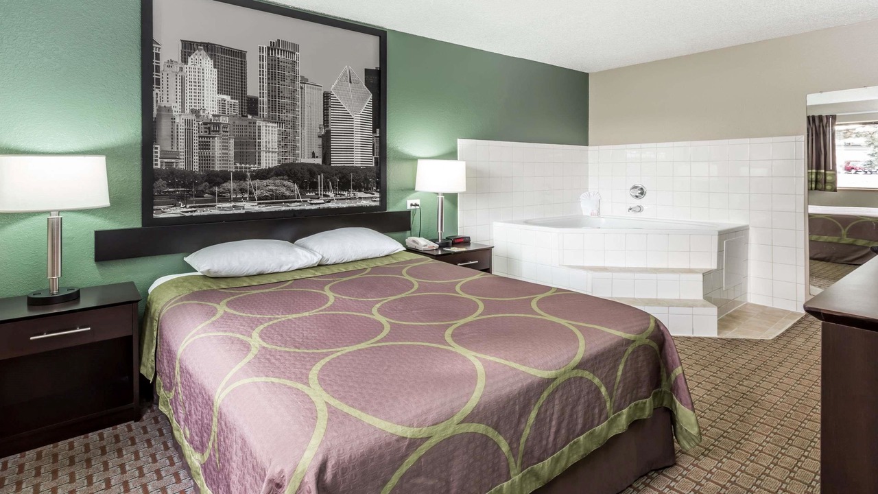 Photo of Bedroom in Mundelein