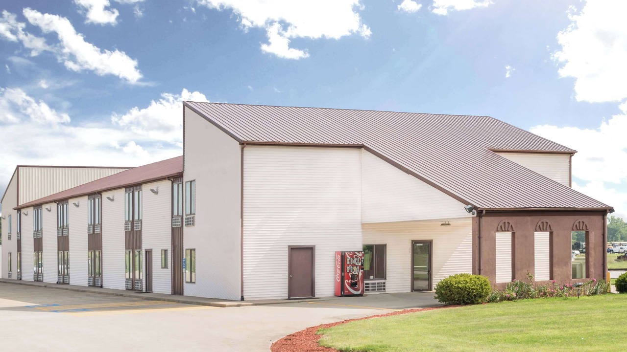 Photo of Outdoor in Marshall