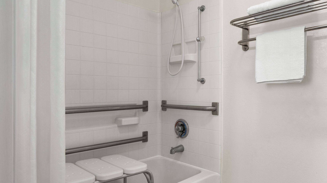 Photo of Bathroom in Joliet