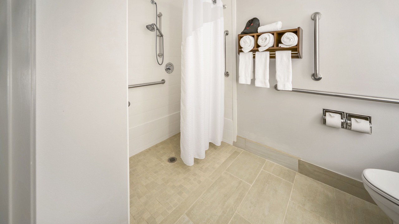Photo of Bedroom in Vernon Hills