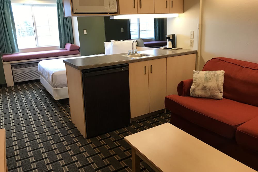 Photo of Bedroom in Carlyle Lake