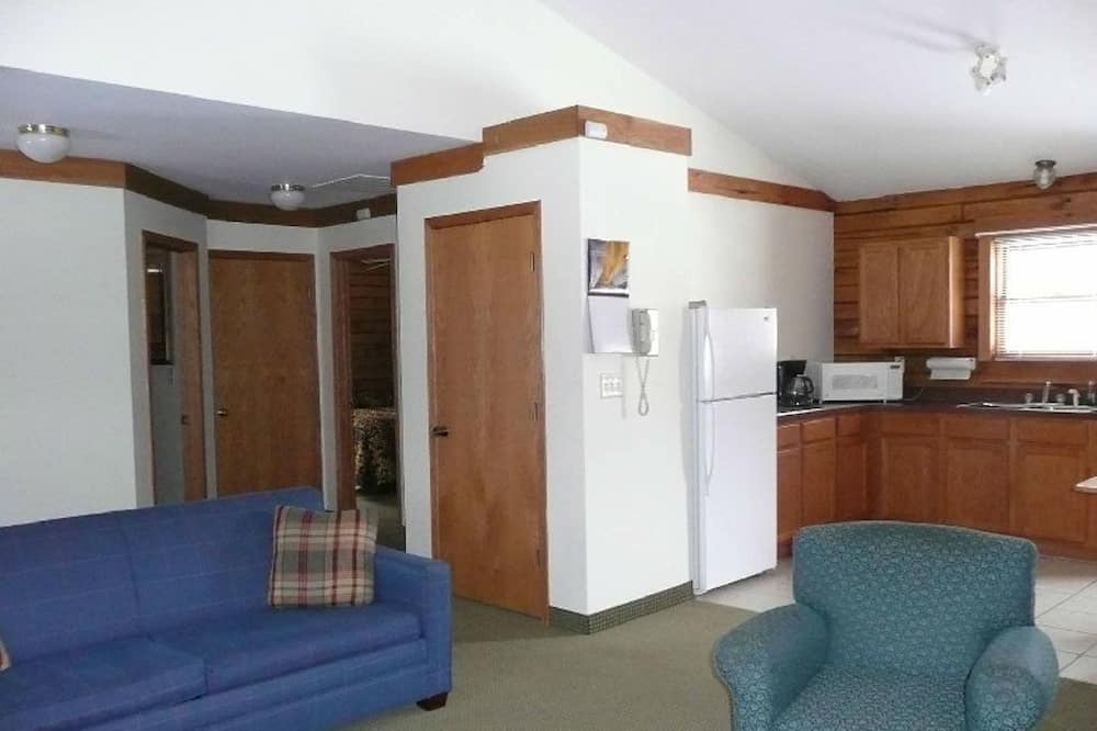 Photo of Livingroom in Carlyle Lake