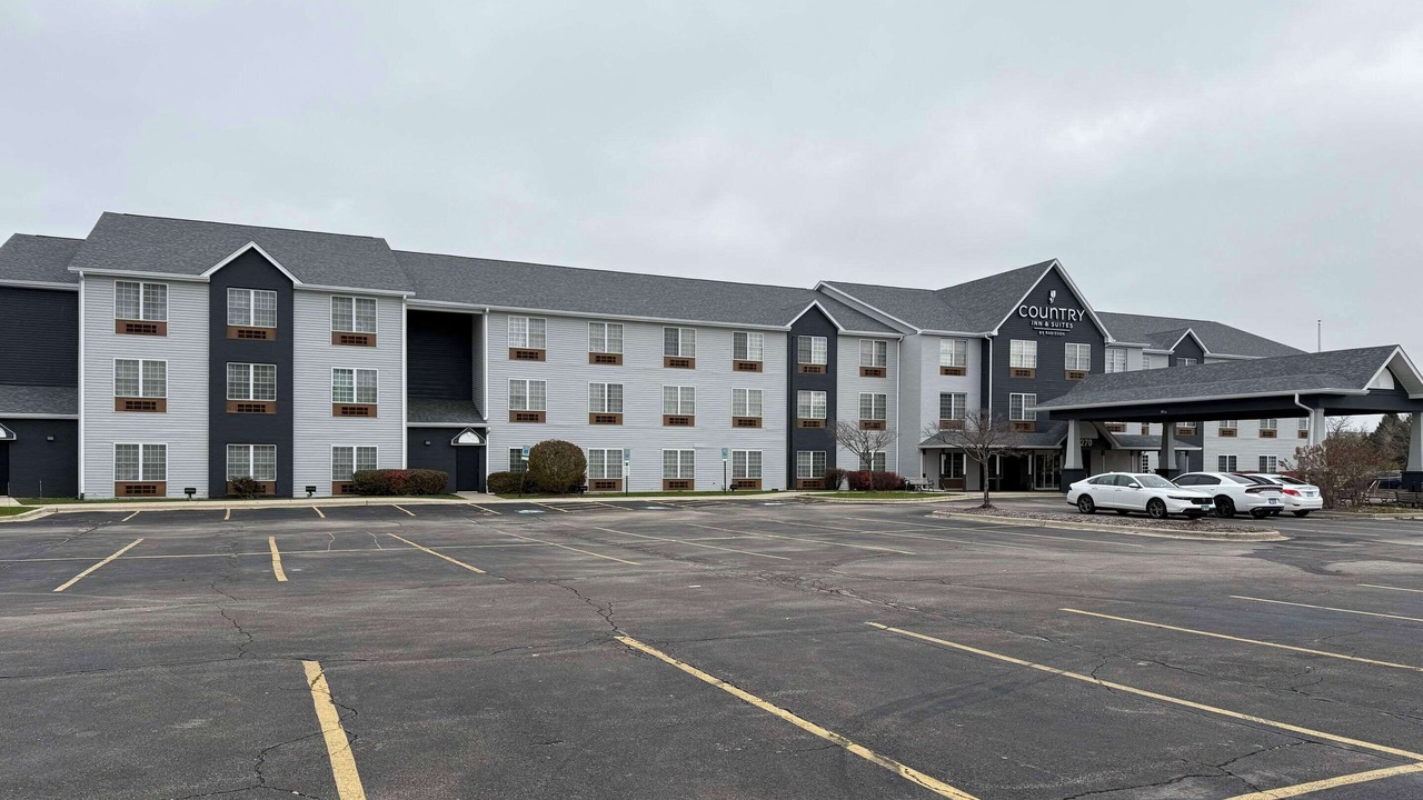 Photo of Outdoor in Elgin