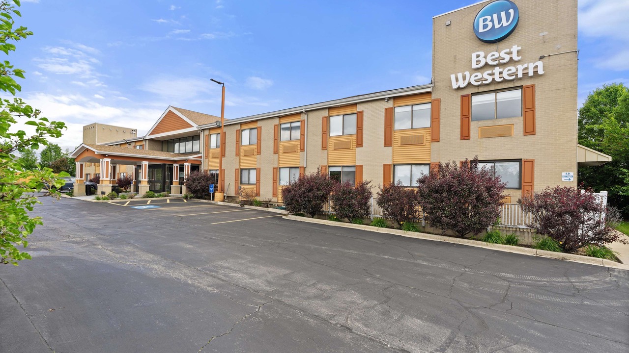Photo of Outdoor in Westmont