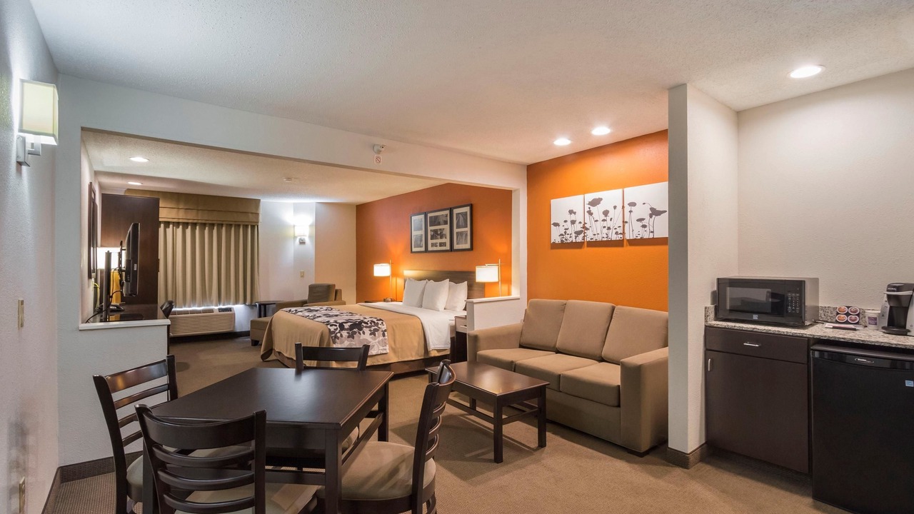 Photo of Livingroom in Danville