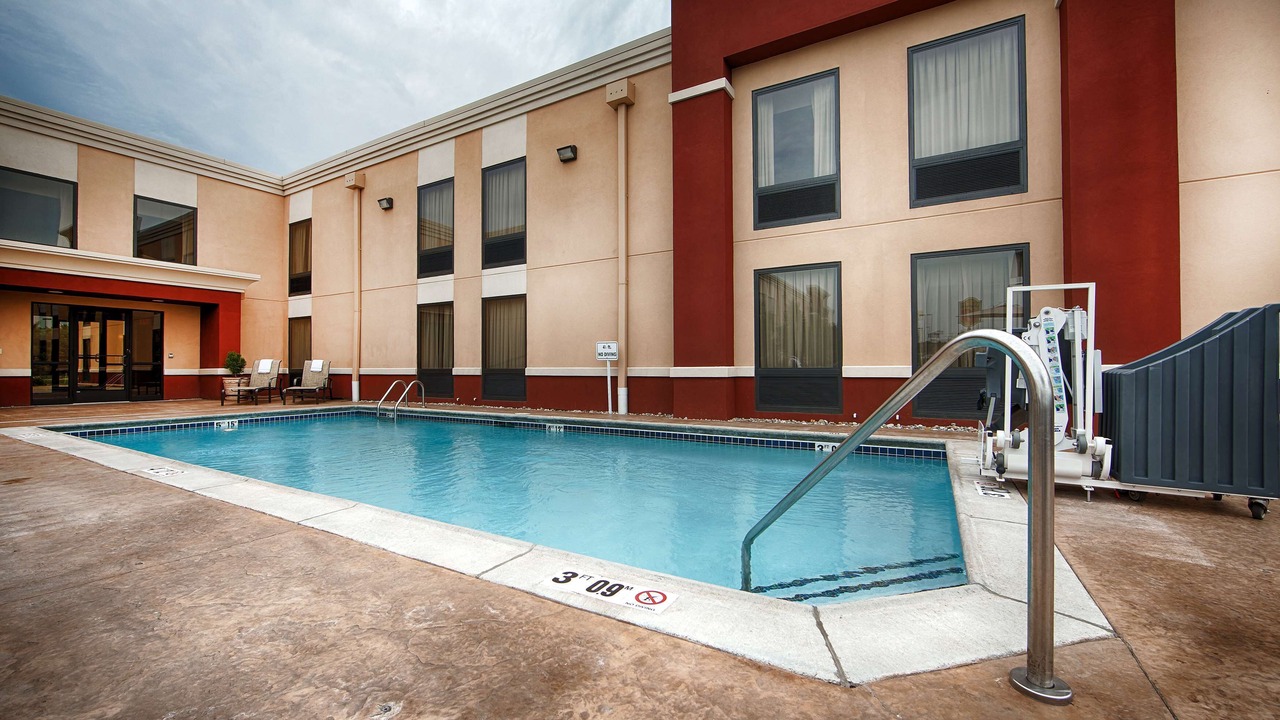 Photo of Outdoor in Alton