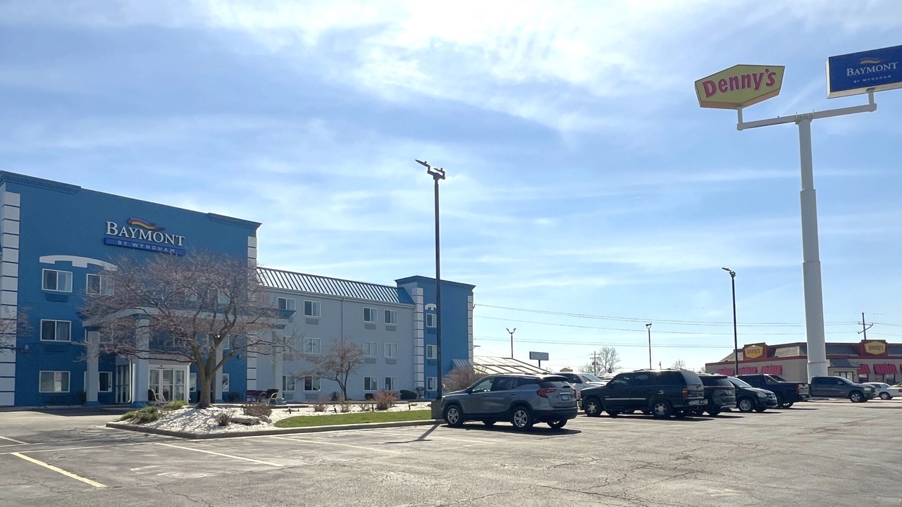 Photo of Outdoor in Litchfield