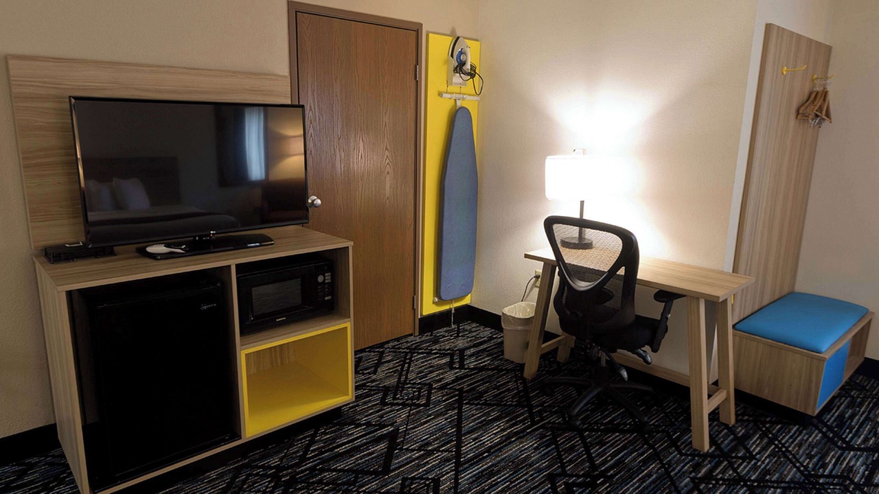 Photo of Bedroom in Forsyth