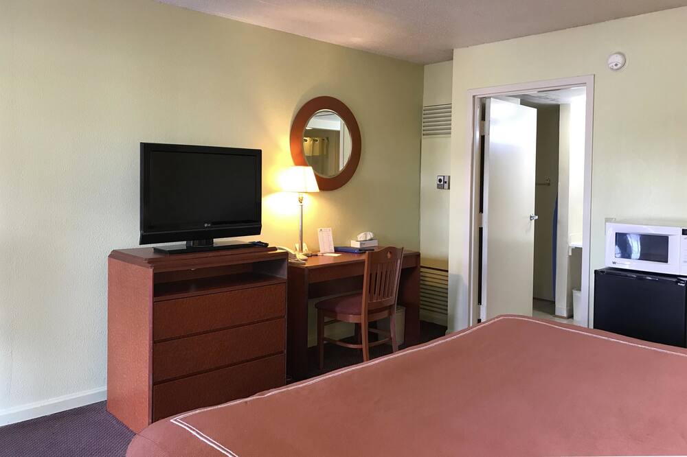 Photo of Bedroom in Barrington
