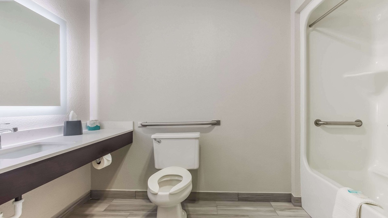 Photo of Bathroom in Bourbonnais