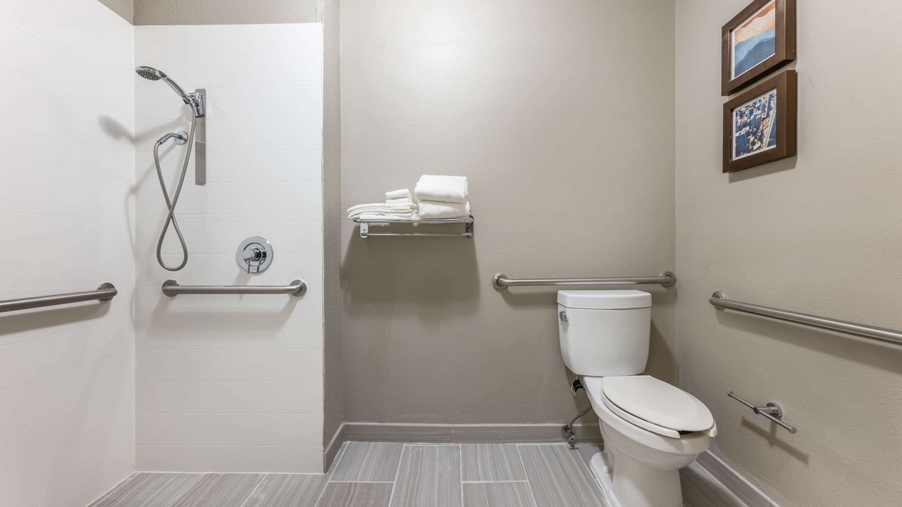 Photo of Bedroom in Bolingbrook