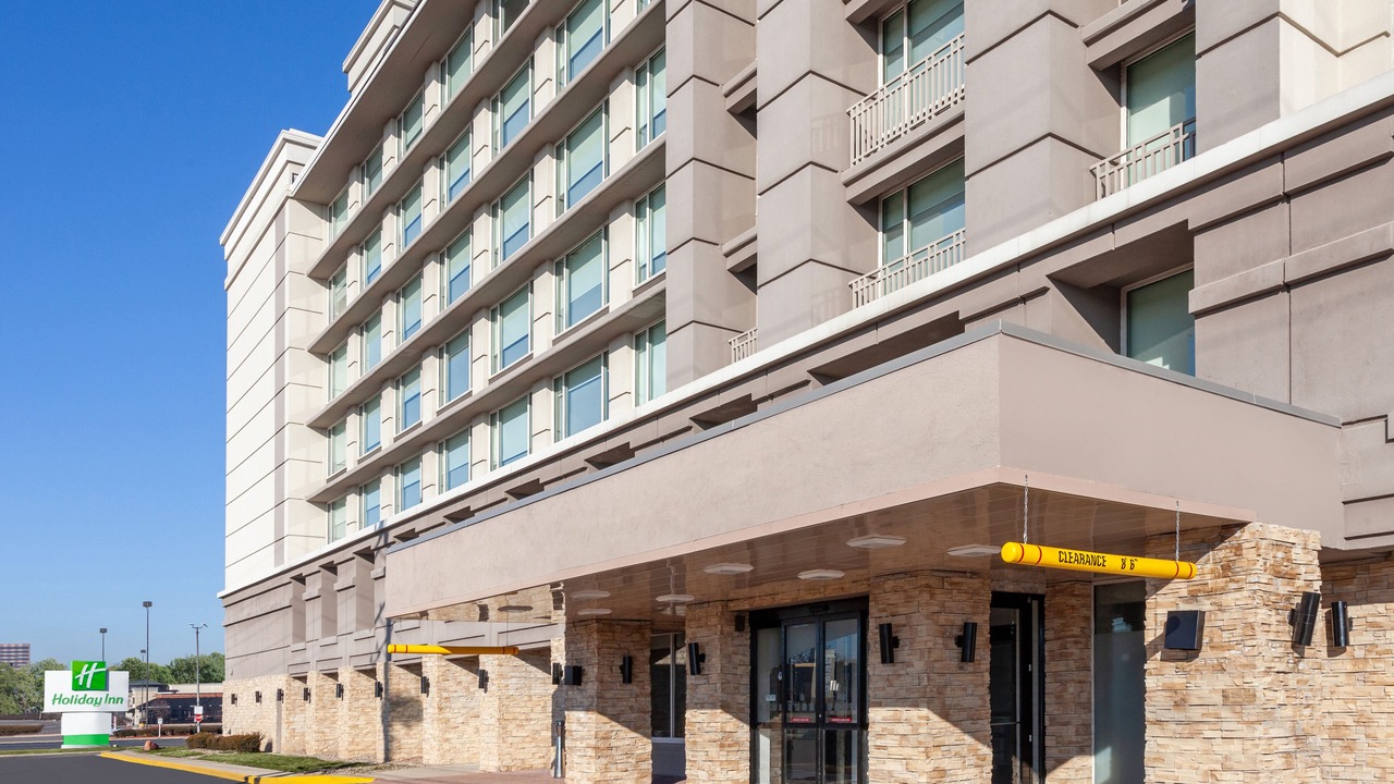 Photo of Outdoor in Oakbrook Terrace