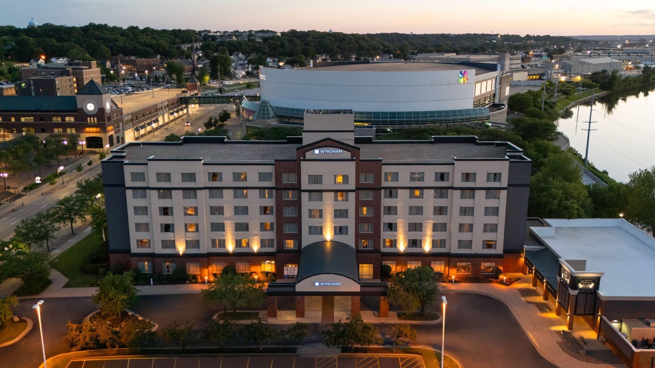 Photo of Outdoor in Moline