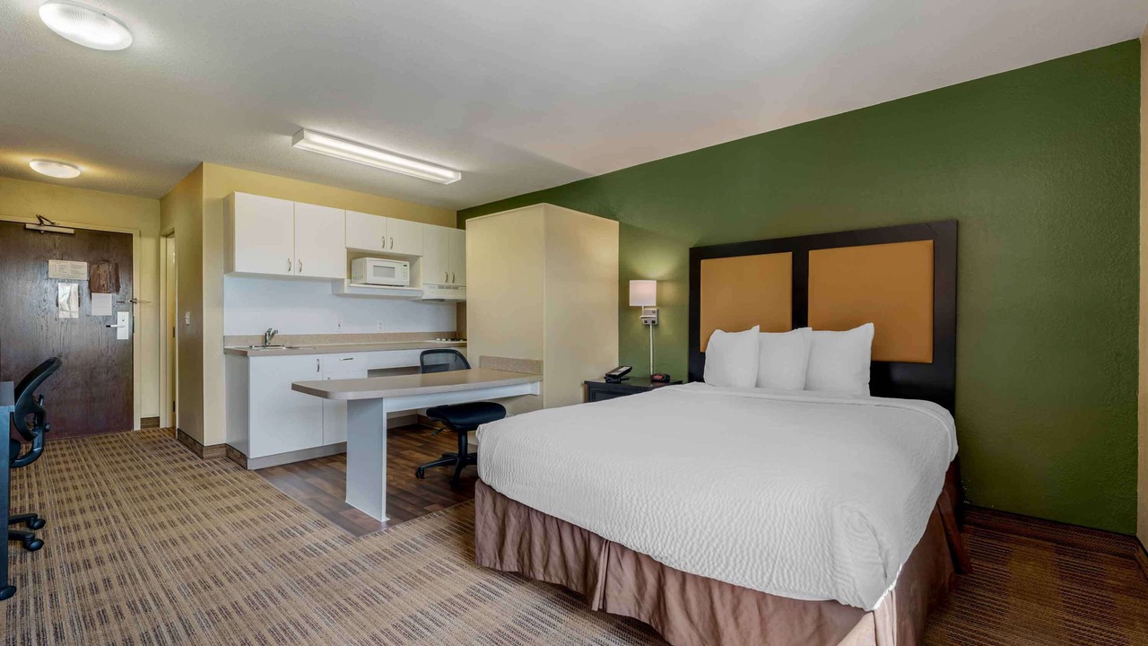 Photo of Bedroom in Gurnee