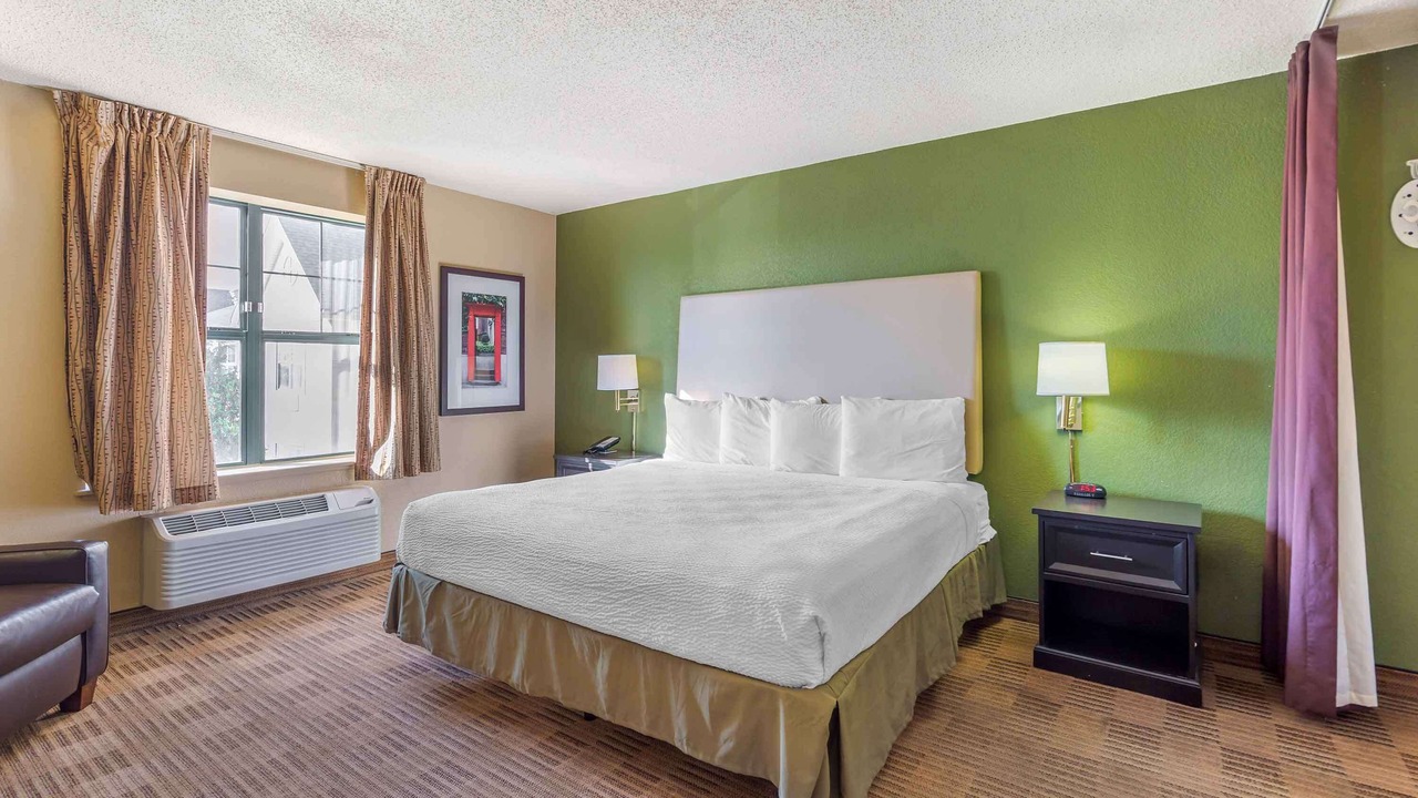 Photo of Bedroom in Downers Grove