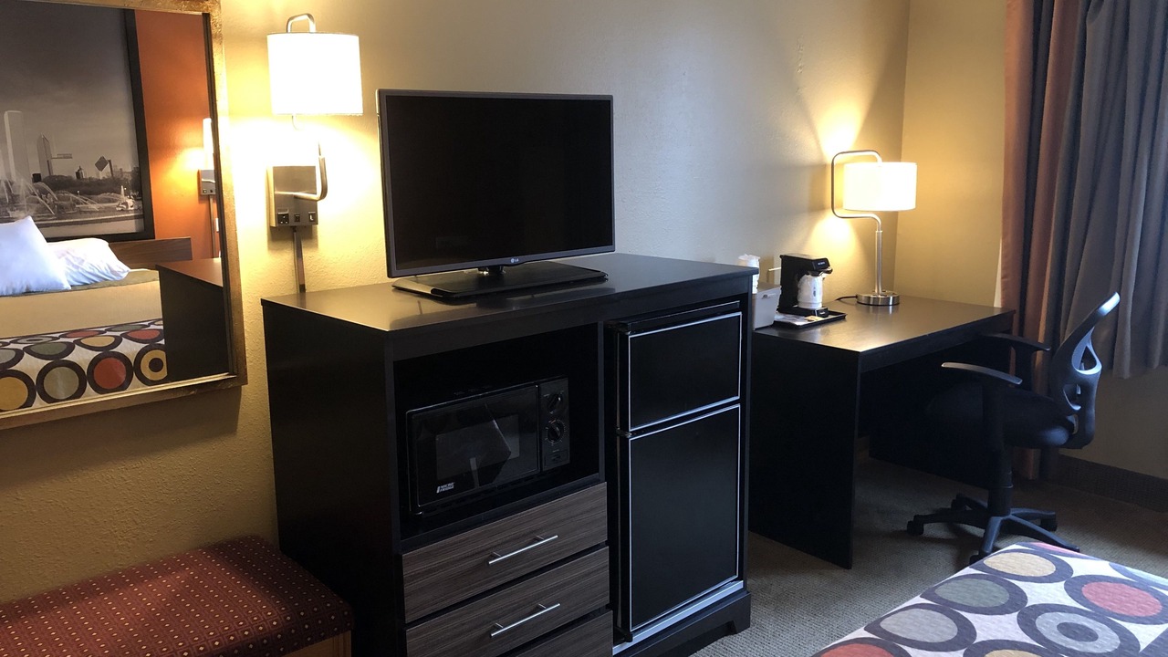 Photo of Bedroom in Crystal Lake
