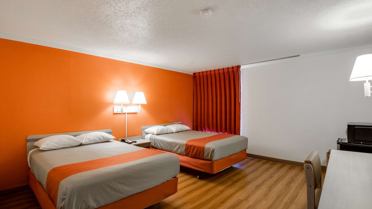 Photo of Bedroom in Waukegan