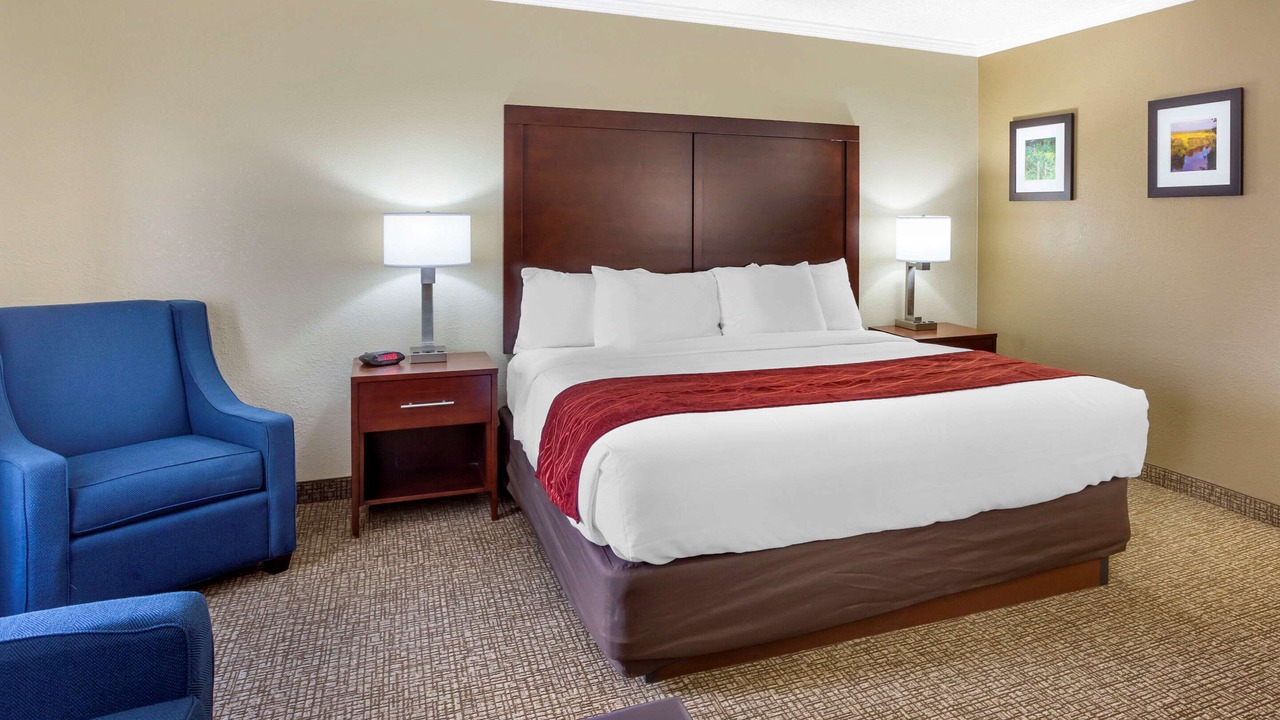 Photo of Bedroom in Hoffman Estates