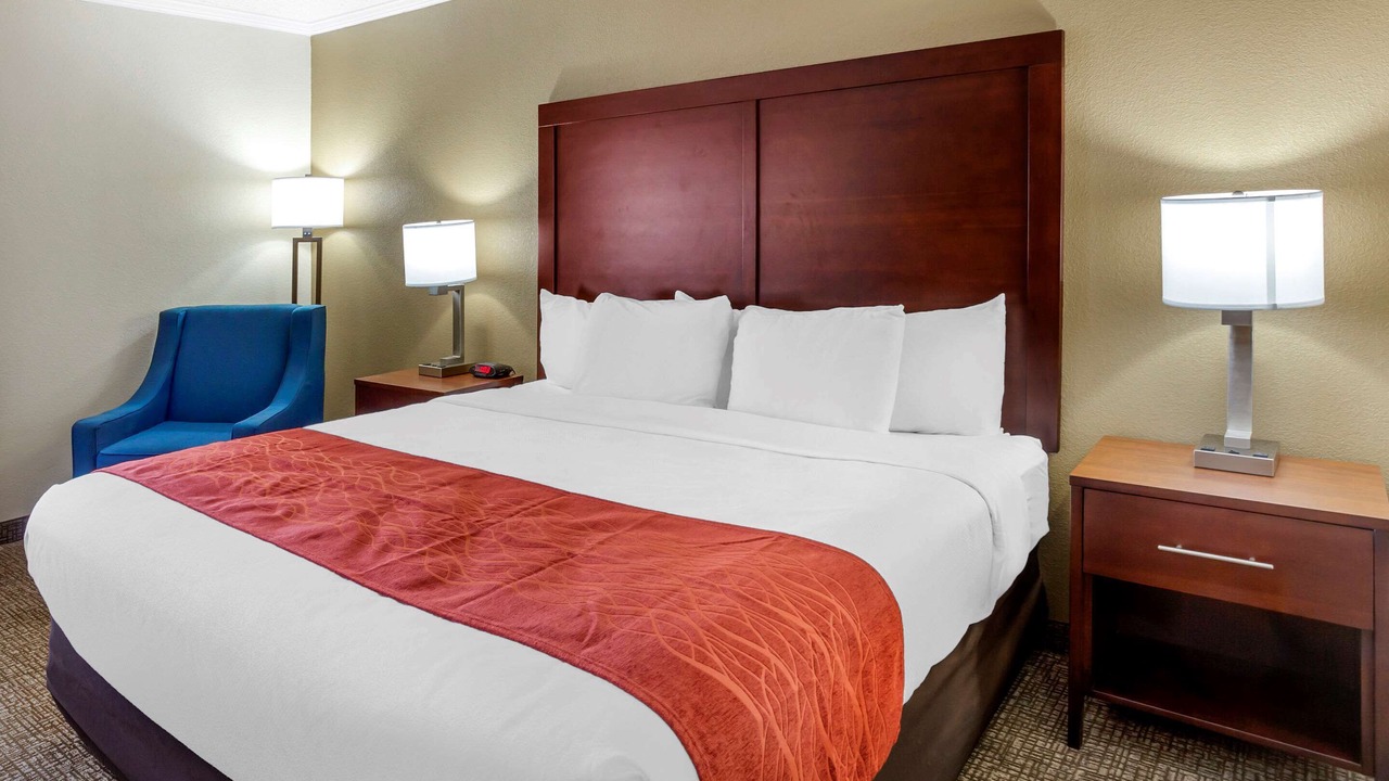 Photo of Bedroom in Hoffman Estates