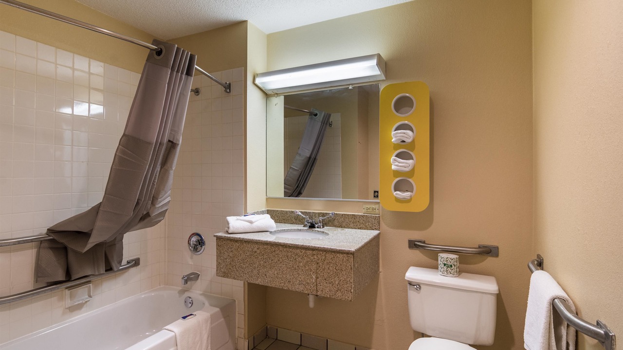 Photo of Bathroom in Libertyville