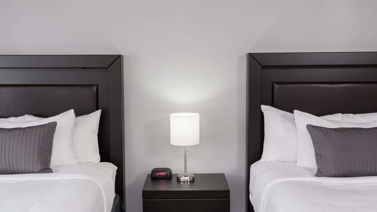 Photo of Bedroom in Glenview