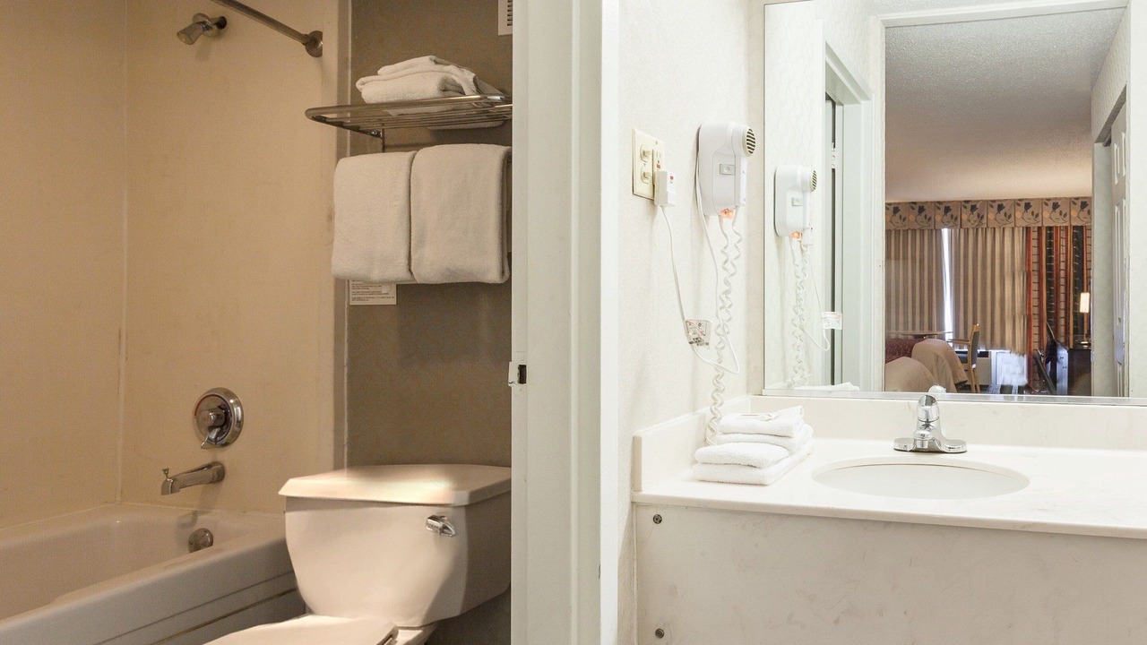Photo of Bathroom in DeKalb